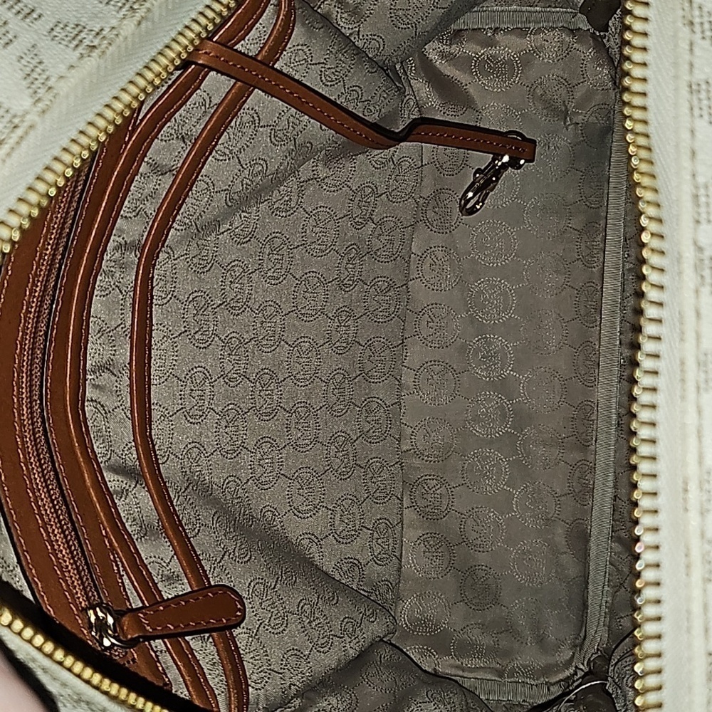 Michael KorsWomen's White Michael Signature Large Backpack - Picture 9 of 14